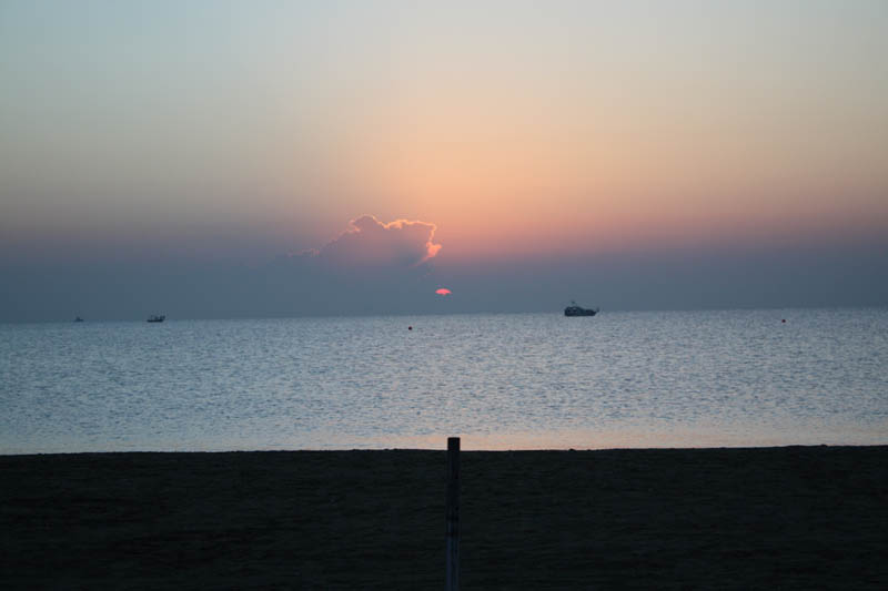 Sunrise Larnaca Bay (04)