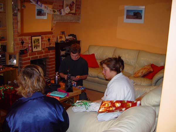 2004 Christmas morning (2)