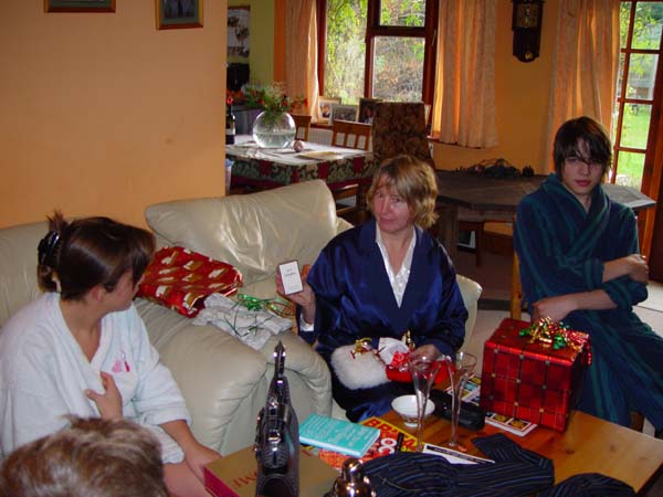 2004 Christmas morning (4)