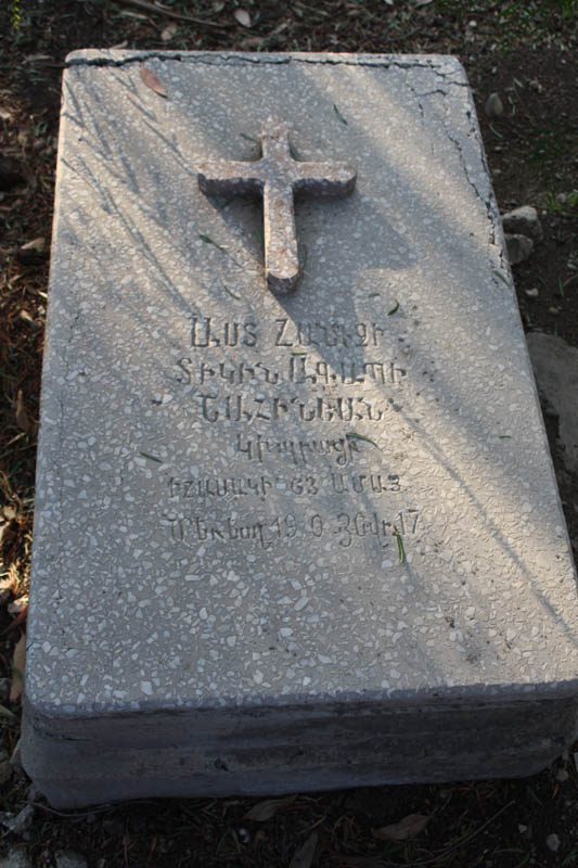 20081018_Armenian Cemetery_1347