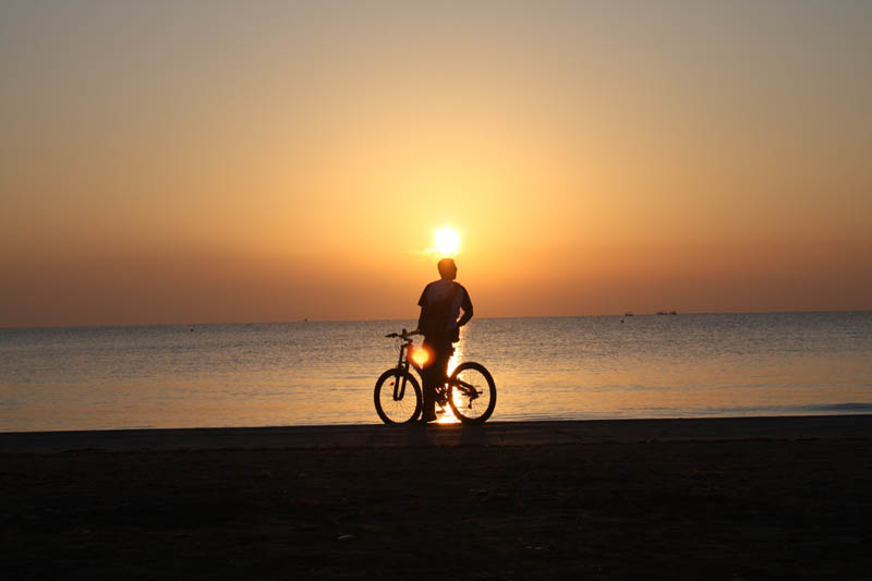 Sunrise Larnaca Bay (16)